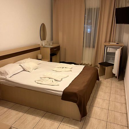 Hotel Selena Boutique Neptun Ngoại thất bức ảnh