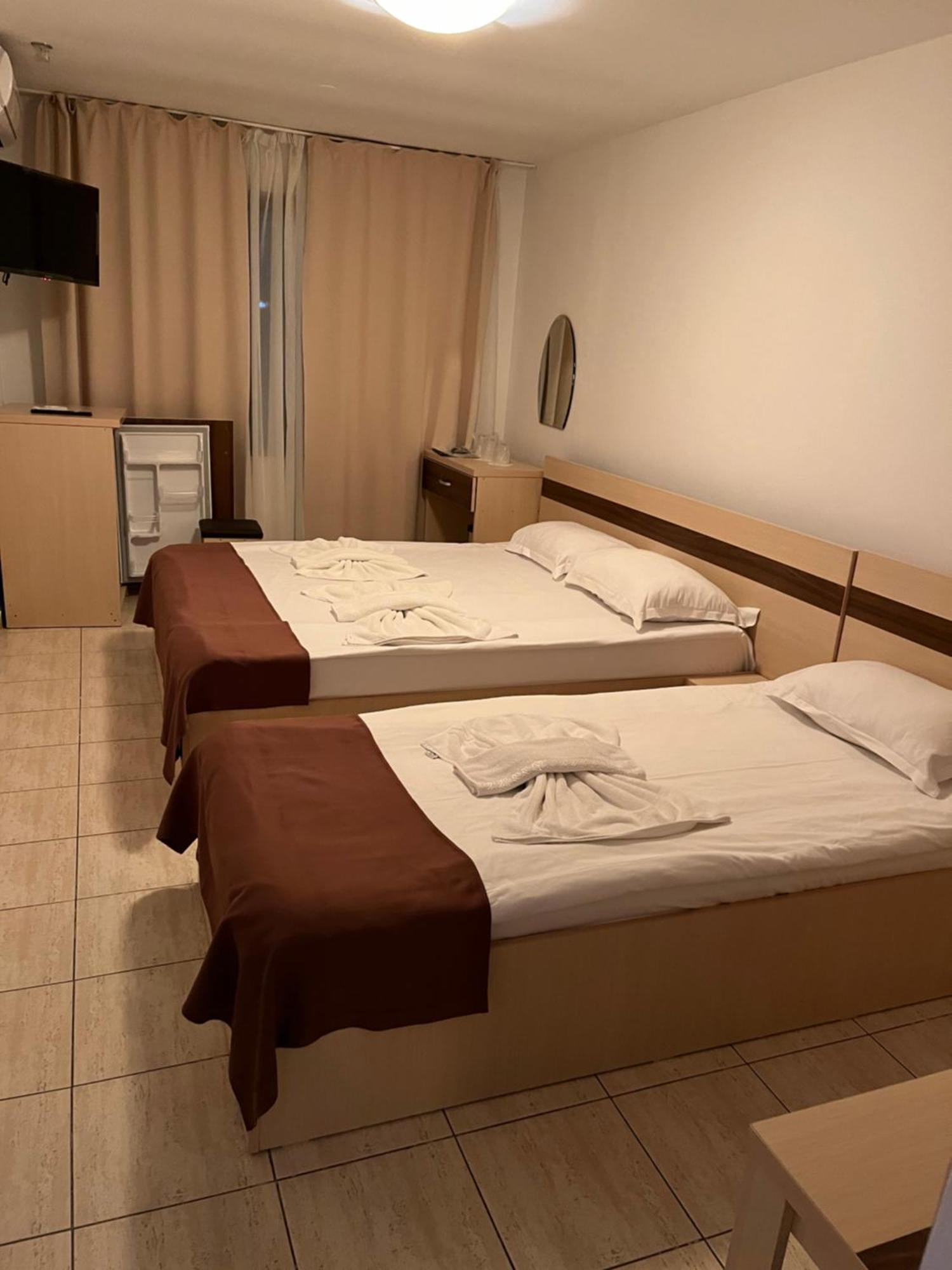 Hotel Selena Boutique Neptun Ngoại thất bức ảnh
